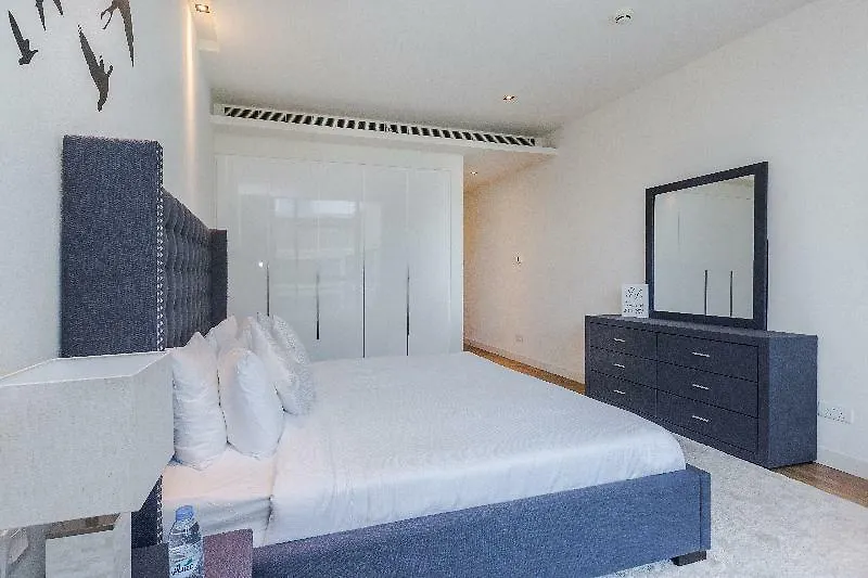 Hotel City Walk 6 By Fam Living Dubái